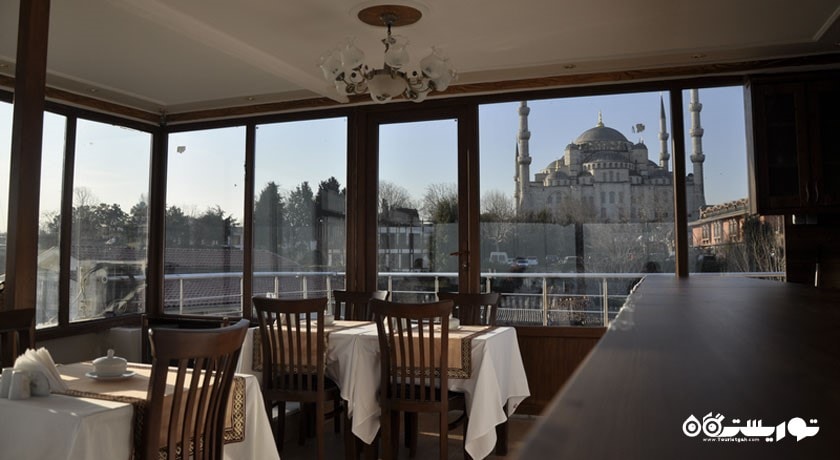 رستوران اصلی هتل بلو توآنا